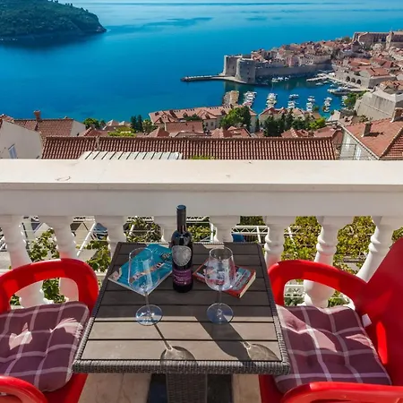 Amazing View Dijana 아파트 *