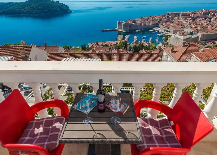 Amazing View Dijana 아파트 *