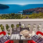 Apartment Amazing View Dijana *