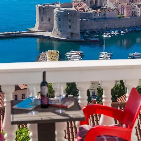 Amazing View Dijana Ragusa