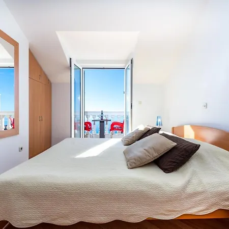 Amazing View Dijana Apartment
