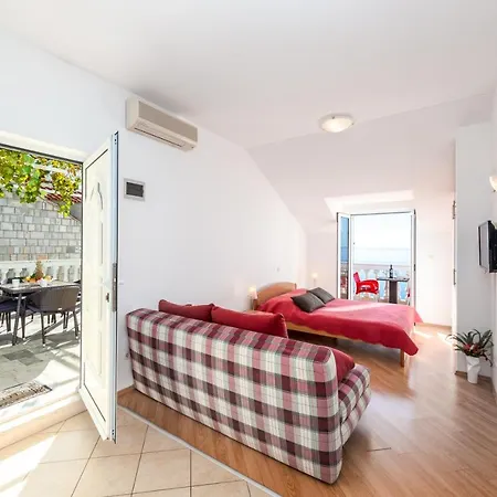 Apartment Amazing View Dijana
