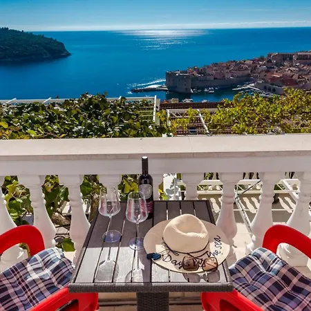 Apartment Amazing View Dijana *