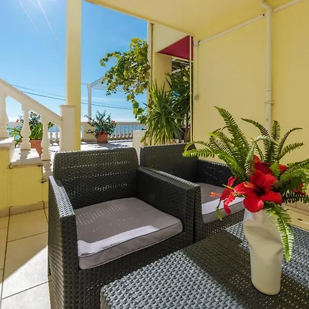 Amazing View Dijana Apartment